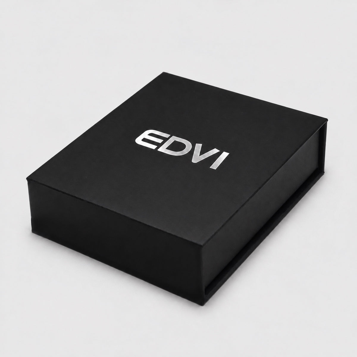 Black gift box with silver Edvi logo