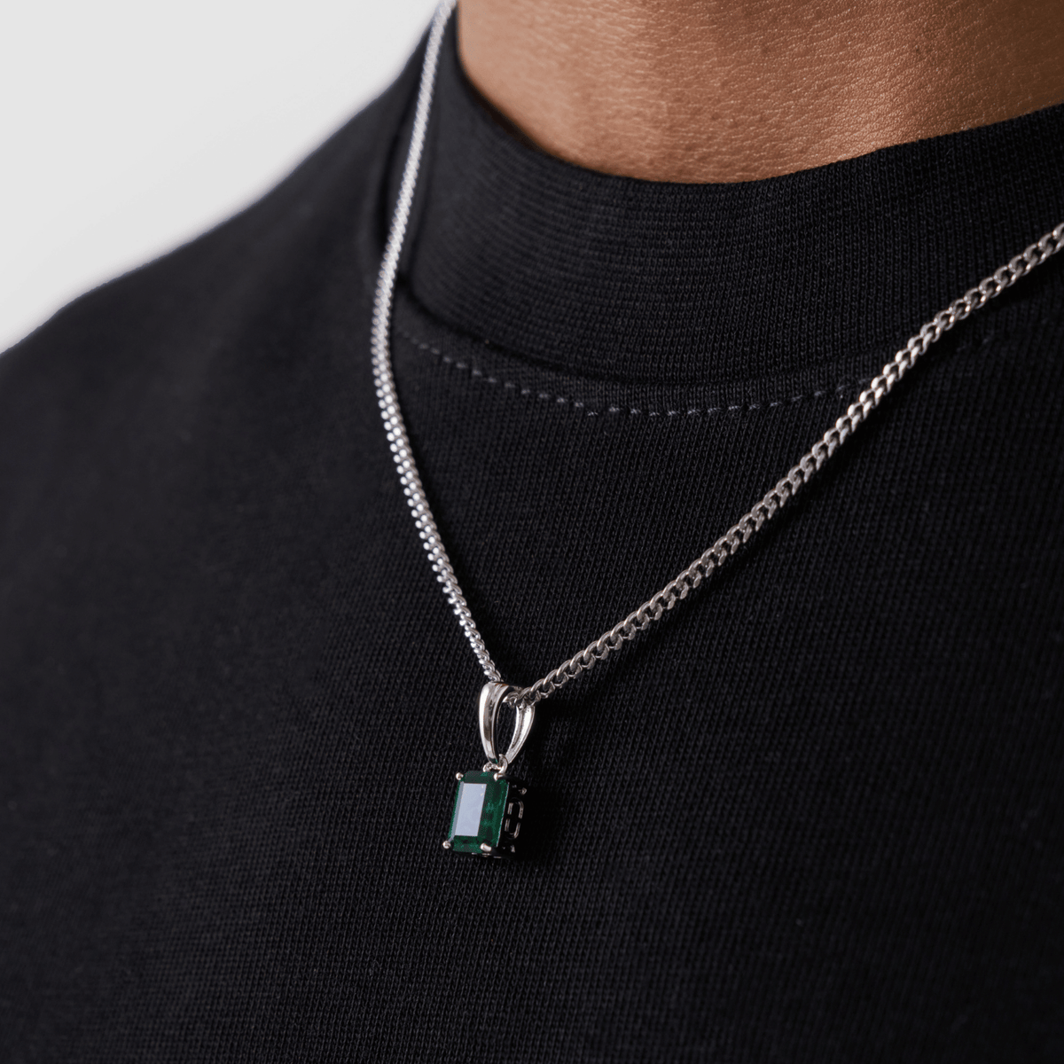Emerald Stone Pendant (Silver)