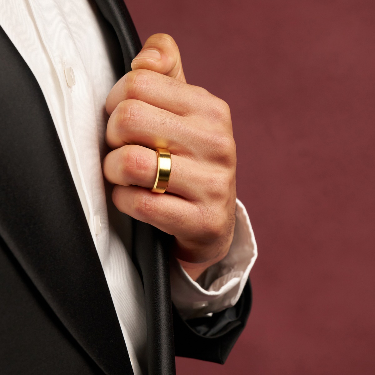 Bevelled Ring (Gold) 8mm | 18ct Gold Tungsten